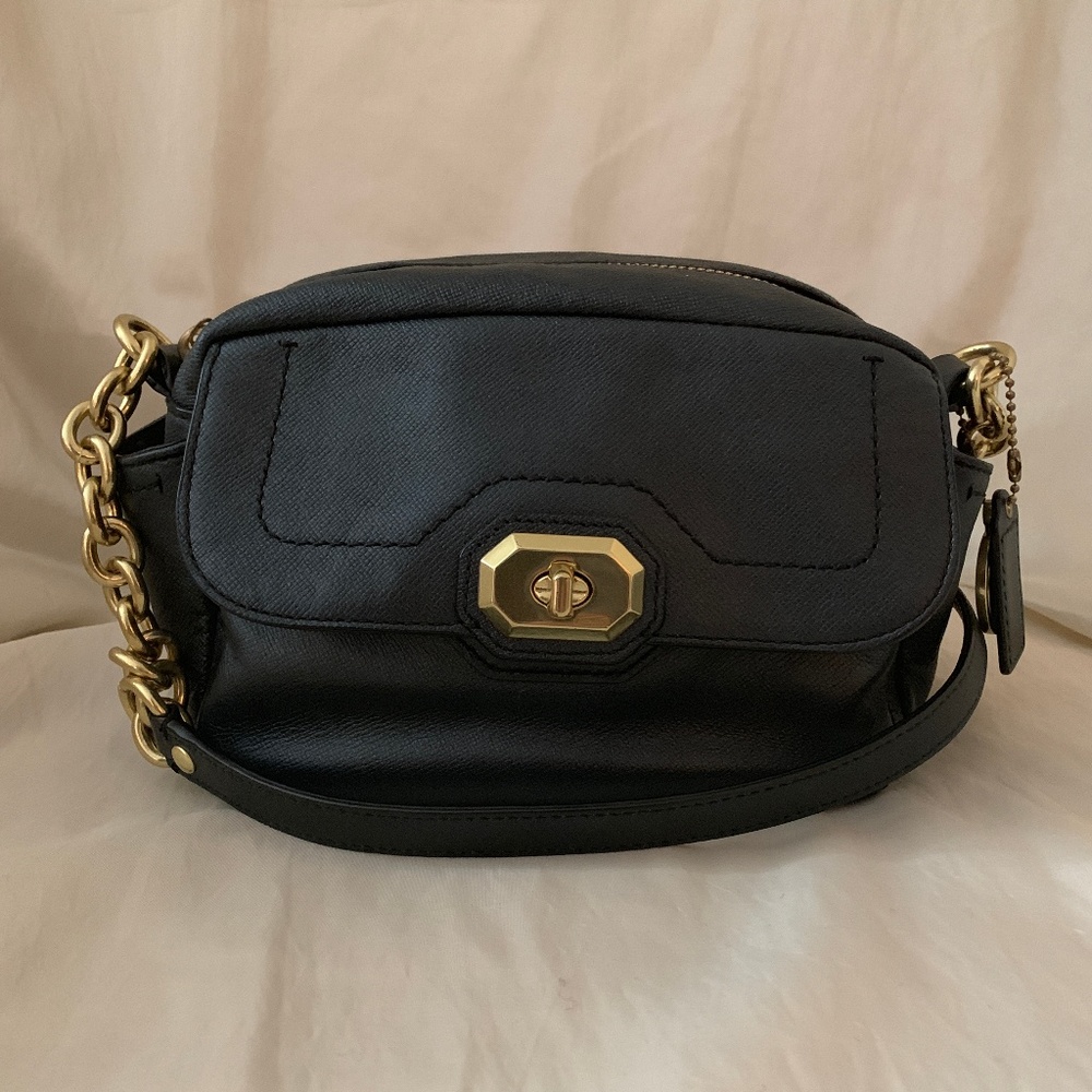 Coach Small Crossbody-Excellent Condition